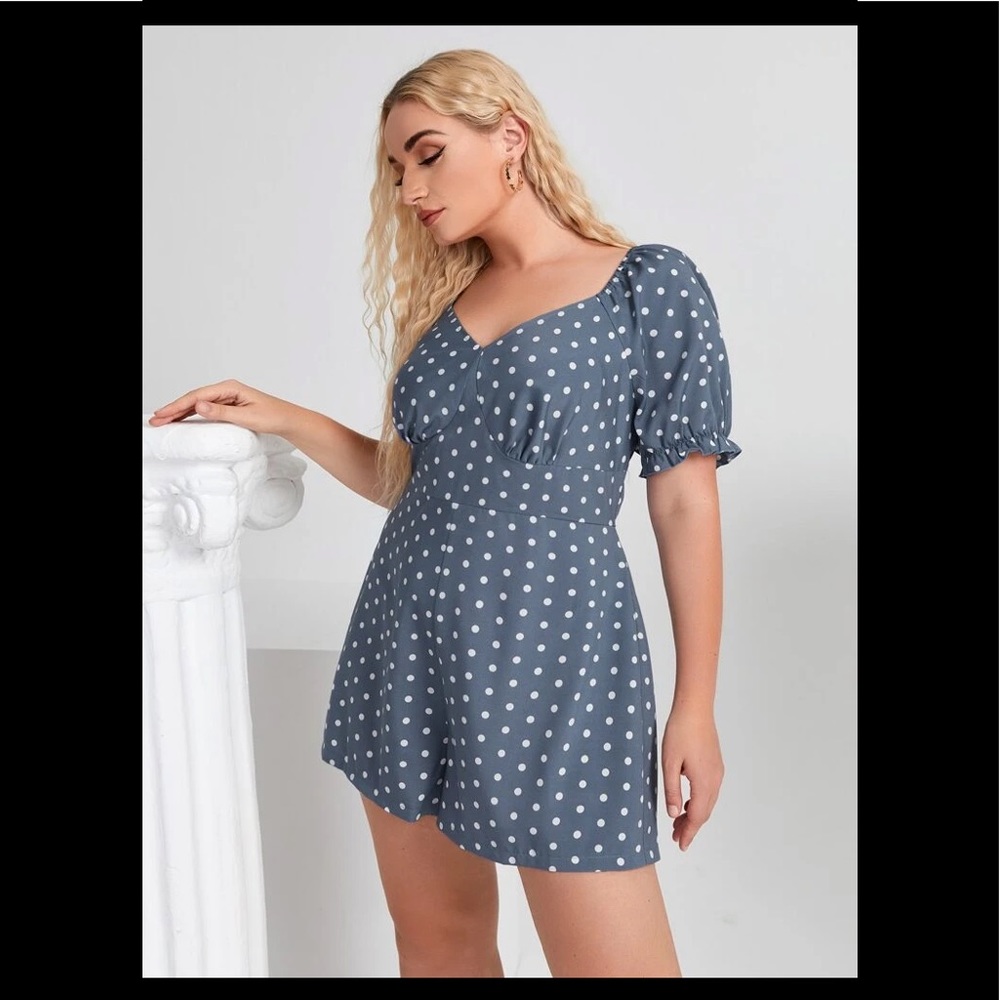 POLKA DOT ROMPER WITH SWEETHEART NECKLINE IN SIZE 1XL